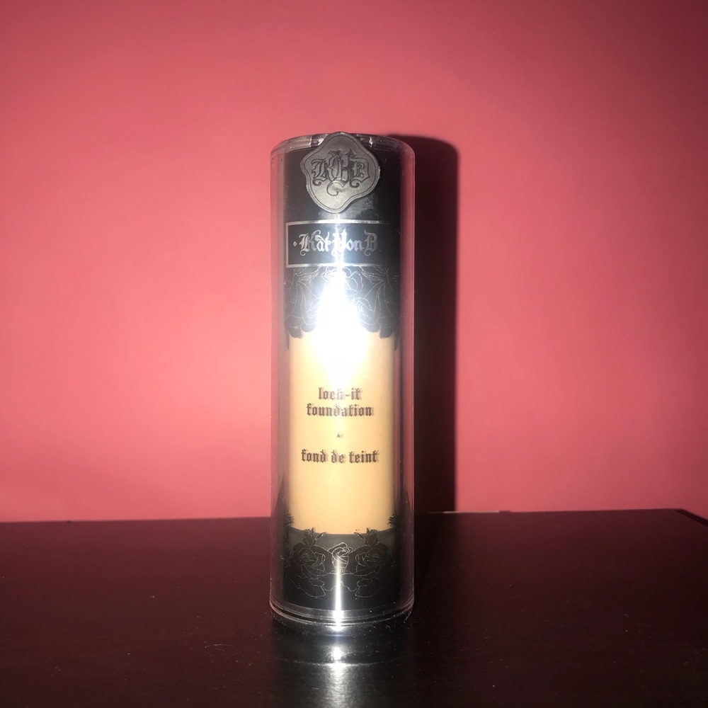 Kat Von D Lock It Foundation